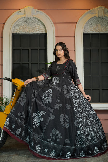 SIYAH POSH