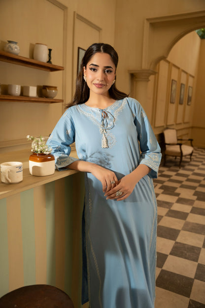 Daniya sky blue embroidered lawn 2PC suit full look - Mizaaz Pakistan