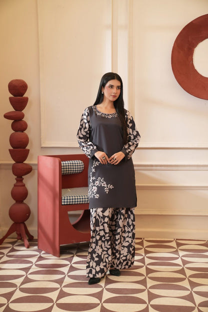 Maheen - Crepe Grip Floral Printed Co-ord Set - Mizaaz