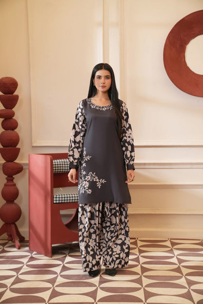 Maheen - Crepe Grip Floral Printed Co-ord Set - Mizaaz