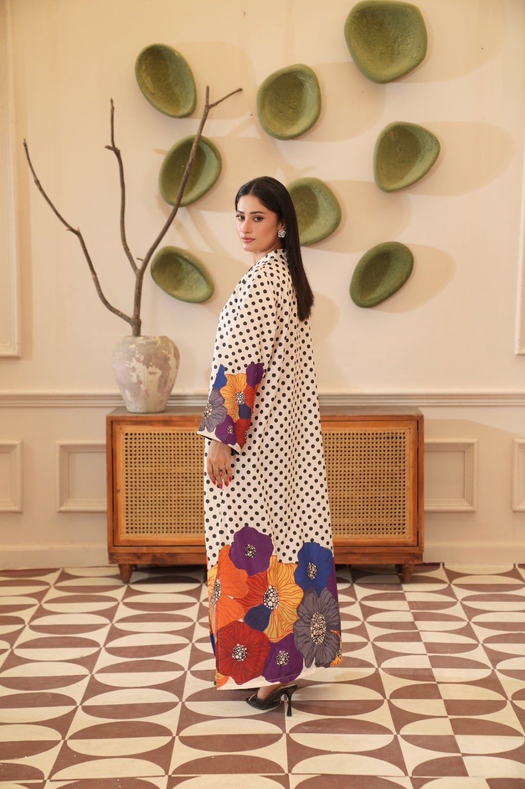 Saba — Cream Polka Dot Floral Crepe Grip Kaftan - Mizaaz