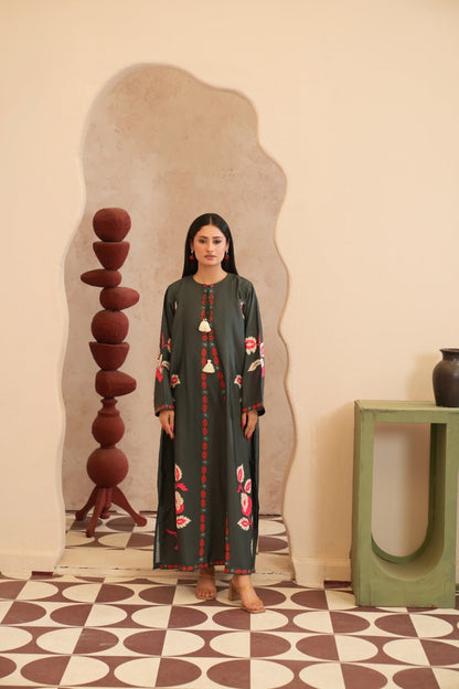 Zareen — Pine Green Floral Crepe Grip Kaftan - Mizaaz