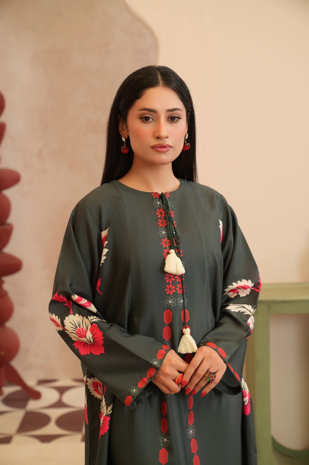 Zareen — Pine Green Floral Crepe Grip Kaftan - Mizaaz
